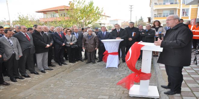 KIZIM SZM SANA, GELYNYM SEN ANLA