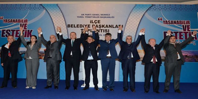 NECATY SEZER RESMEN AK PARTYDE