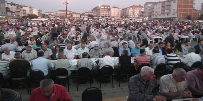 SARAYDA YFTAR GELENE?Y BOZULMADI